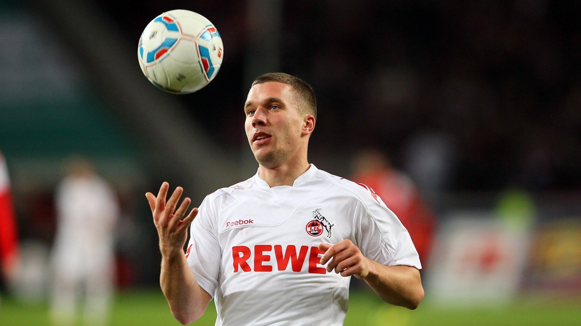 智能体育设备用户行为分析，智能体育设施