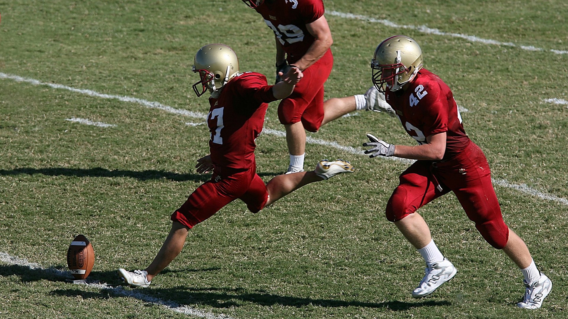 开云体育平台-法甲赛季中期球员伤病风险评估及预防机制研究，法甲阵容排行榜